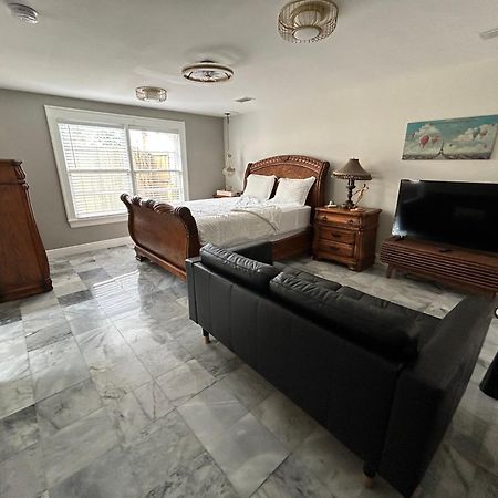 Stylish Bungalow Near Dining, Parks & Entertainment Jacksonville Exteriér fotografie